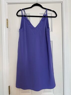 Cece Lavender V-Neck Shift Dress